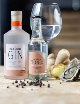 Farmed Gastronomical Gin + gratis matching tonic 43% 50cl